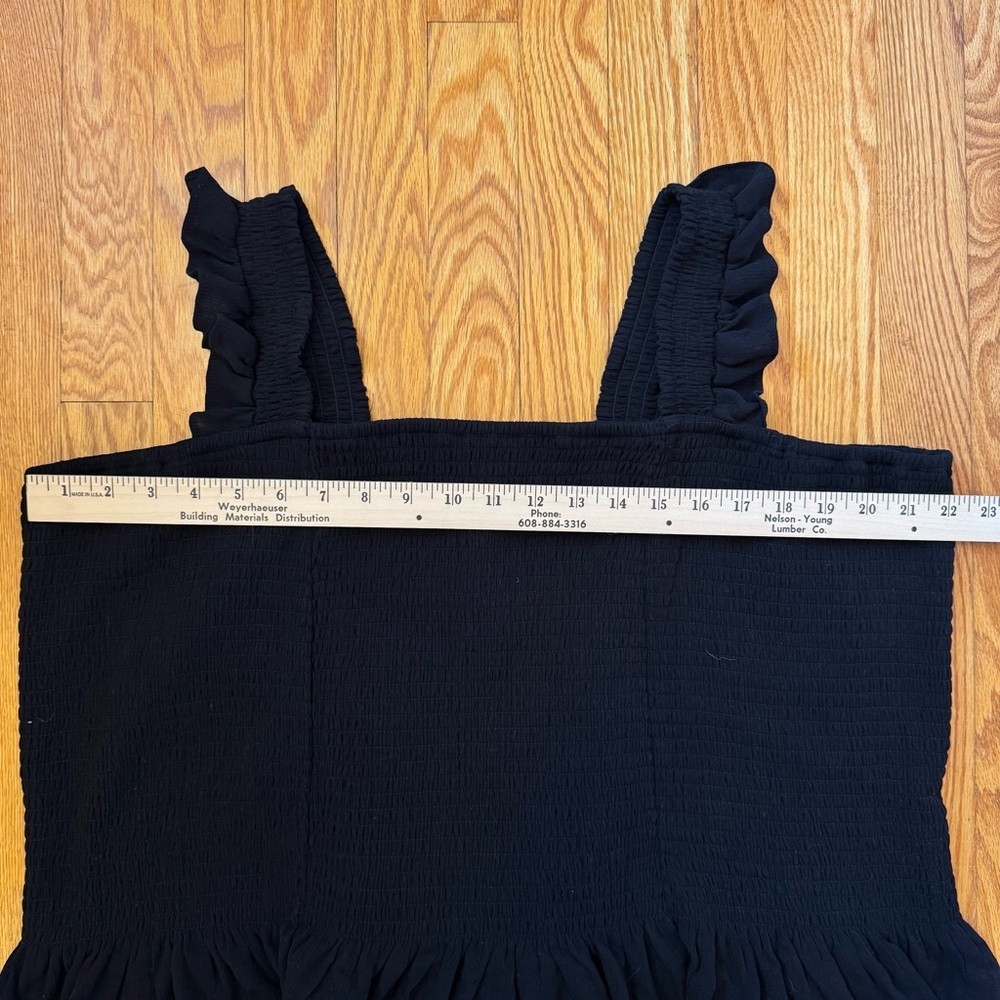 Torrid Women’s Black Crinkle Gauze Smocked Tank Top Size 4X - Picture 11 of 12